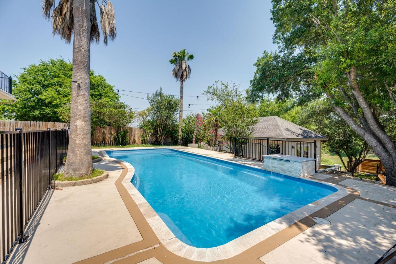 Luxe San Antonio Vacation Rental With Private Pool! Exterior photo