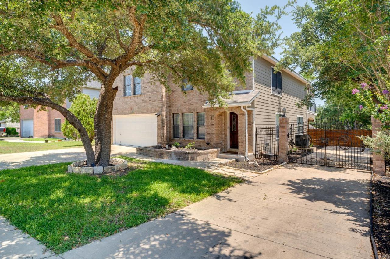 Luxe San Antonio Vacation Rental With Private Pool! Exterior photo